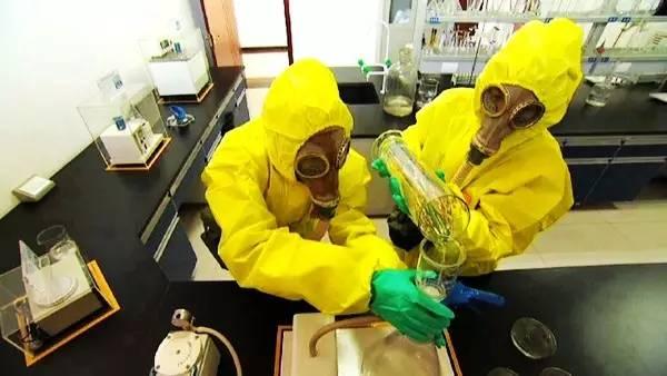 海軍最危險的工作，竟然在這裡