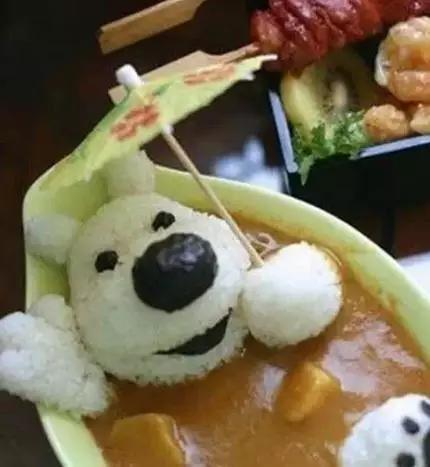媽媽把飯做成這樣，哪裡還捨得吃啊！