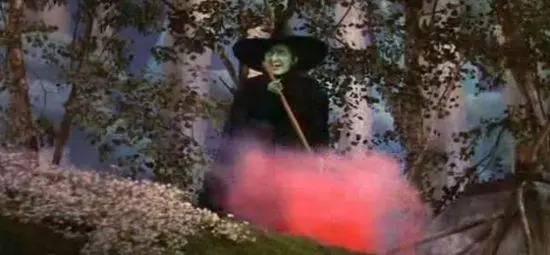 差點出人命的10部電影，那些用生命在演戲的重量級影星！
