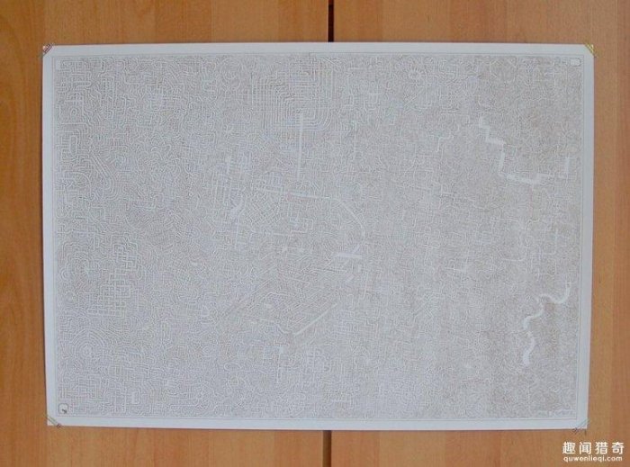 超難！7年手繪難倒全世界的迷宮圖，女兒發現后大吃一驚！