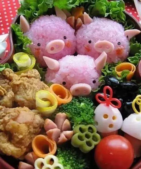 媽媽把飯做成這樣，哪裡還捨得吃啊！