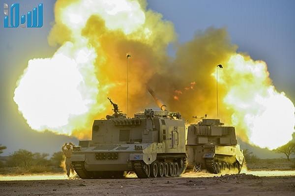 射程超龍捲風遠程火箭炮的國產PLZ52自行榴彈炮