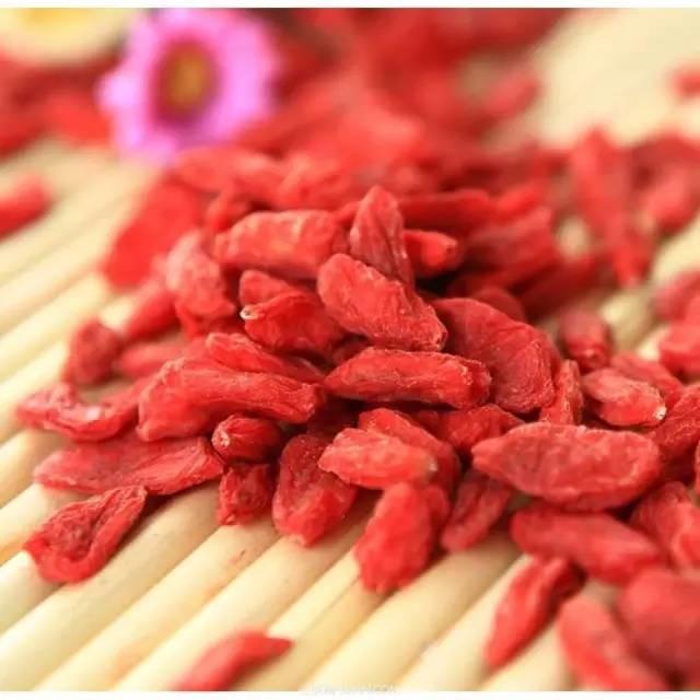 一粒枸杞滋補整個冬天,輕輕鬆鬆養出好氣色!好用又便宜