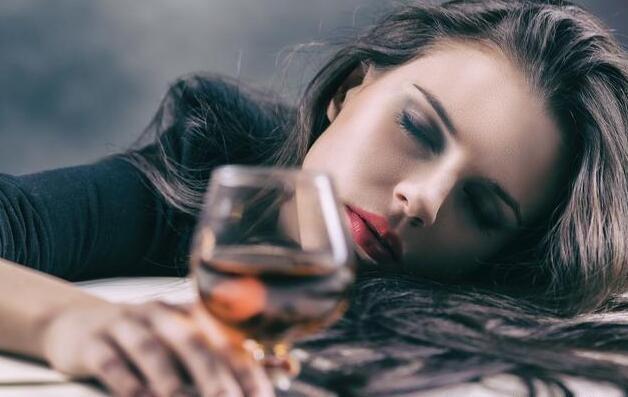 美國軍嫂狀況堪憂：大量存在精神疾病，酗酒司空見慣