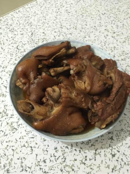 和男友異地戀8年,每周看到我給他做的,決定娶我