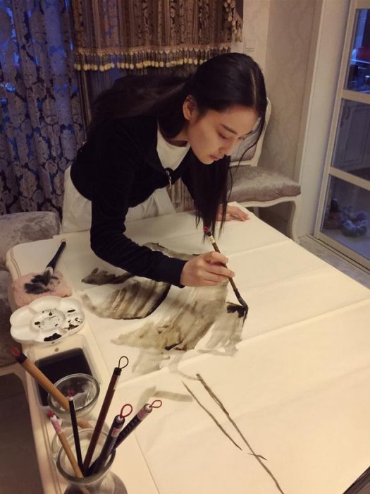 張馨予除了顏值美，才藝方面更是勝過范冰冰，有內涵