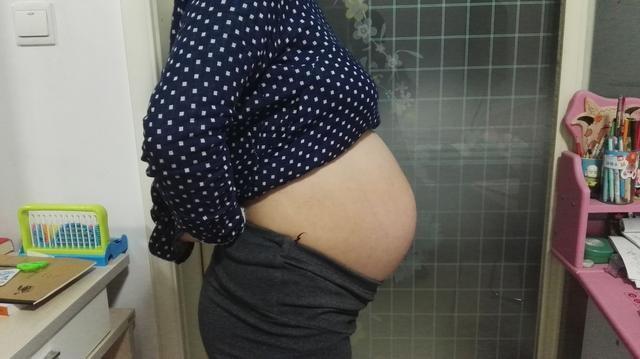 我的大肚照，還有一個多月就生了不知是兒子還是閨女