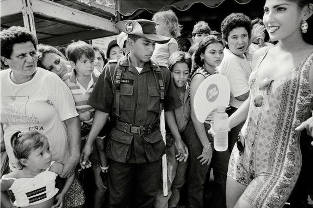 直擊選美之國的20張黑白紀實照