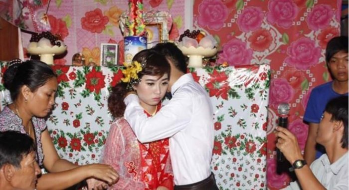 小伙網上曬7萬娶回的越南美嬌娘，細心網友發現問題