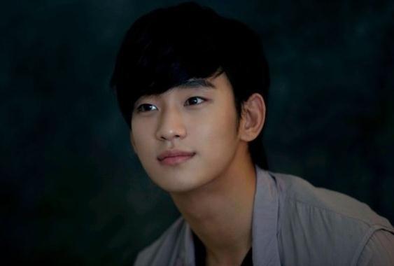 韓國當下最受歡迎的男星，李鍾碩第二，權志龍第三！