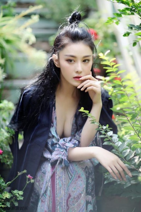 張馨予除了顏值美，才藝方面更是勝過范冰冰，有內涵