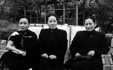 宋靄齡對蔣介石的刻意「經營」：從婚姻到財政