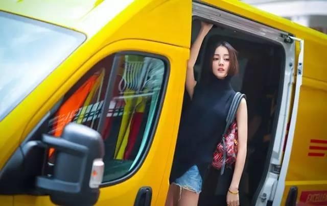 她是盛一倫最惦念的人，連陳偉霆都願意實力寵，出道三年就坐擁了千萬粉絲！