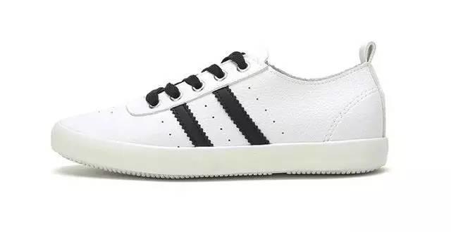 永遠走在時尚一線的小白鞋—我只要回力！