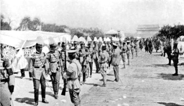 袁世凱按皇帝禮儀搞的葬禮 實在太鋪張只能湊錢修墓