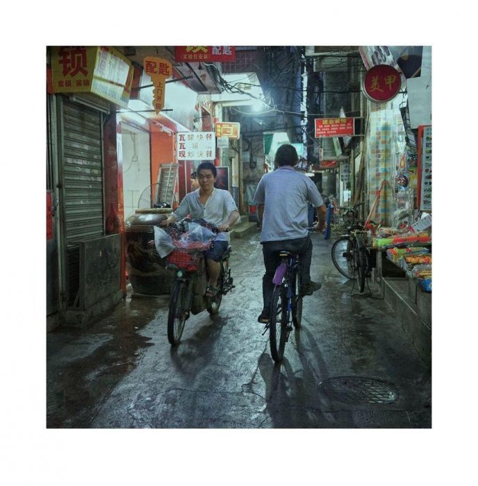 實拍城中村眾生相：意外街拍到美女