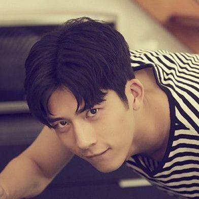 男星心形劉海造型，鹿晗吳世勛李易峰，誰最帥？