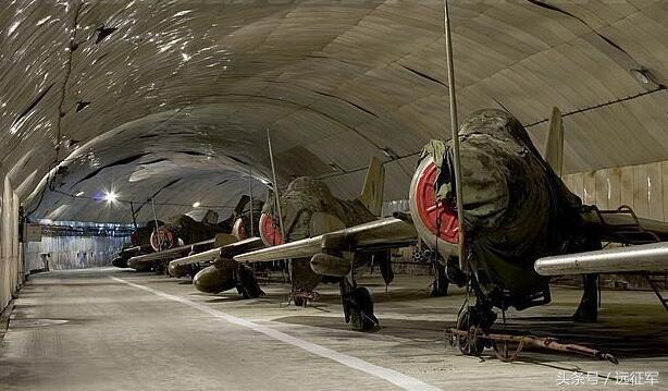 我國為何囤大量古董戰機？俄專家道出真相美航母中招