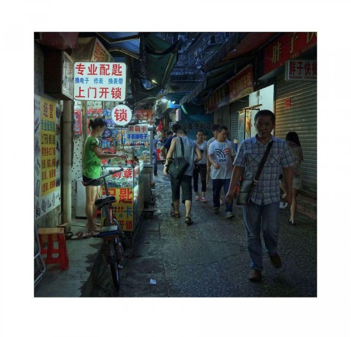 實拍城中村眾生相：意外街拍到美女