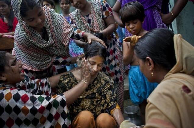 這個國家女孩早早出嫁,家長稱早結婚能避免性騷擾