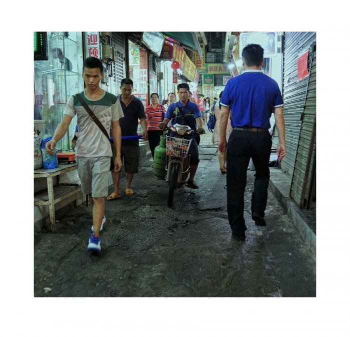 實拍城中村眾生相：意外街拍到美女