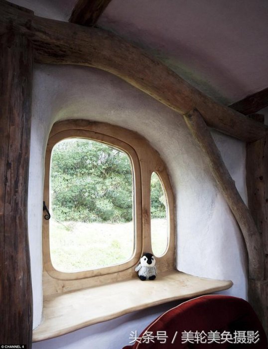 夫妻4000元啟動資金，蓋了棟20萬兩層三室「童話花園小屋」