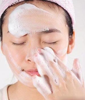 警告！你常用的護膚品有毒，加拿大要全面禁售了！