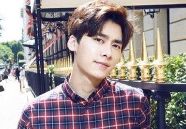 男星心形劉海造型，鹿晗吳世勛李易峰，誰最帥？