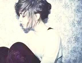 外表多柔弱，內心就有多堅強