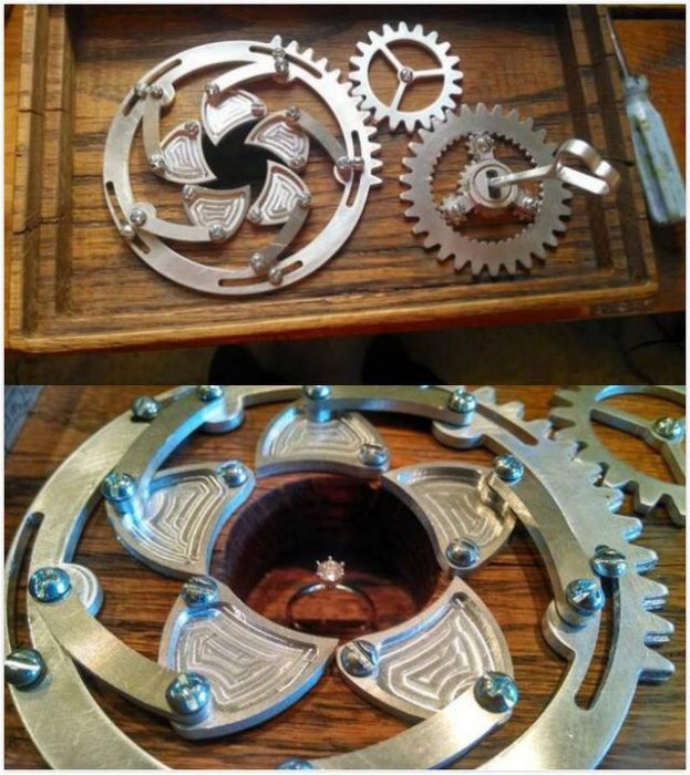 在電腦上設計出獨特的木盒，最終得到浪漫又特別的求婚