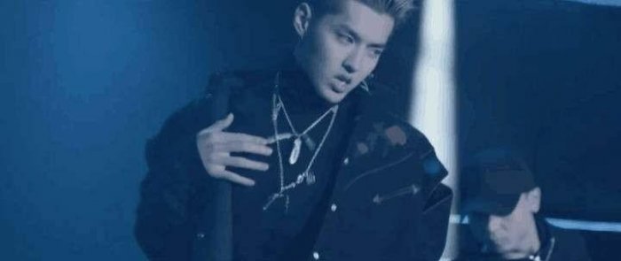 凡凡潛心打造全新單曲《July》新歌首唱