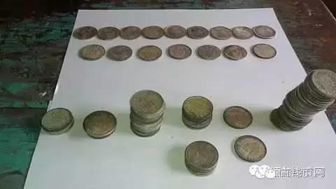 哇！挖廁所都挖出一堆百年珍寶，他隨後的舉動更讓人感動！