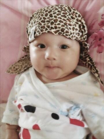 看見剛出生的寶寶，新手媽媽居然被嚇得不知所措