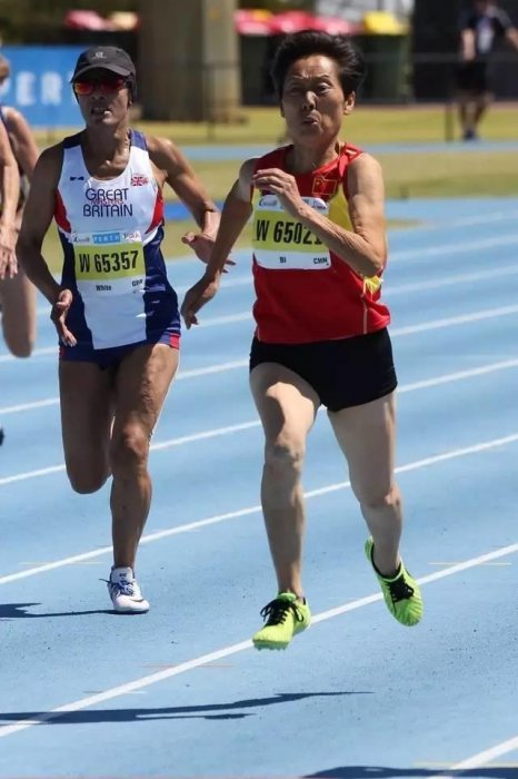 92歲中國老爺爺,5000米、10000米登上世界最高領獎台