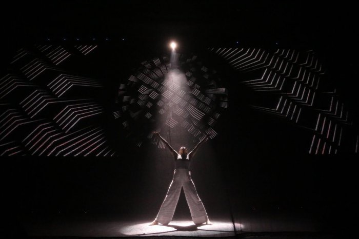 2016年騰訊WE大會舉行，一群全球最聰明的人分享新科技，來看看未來的黑科技