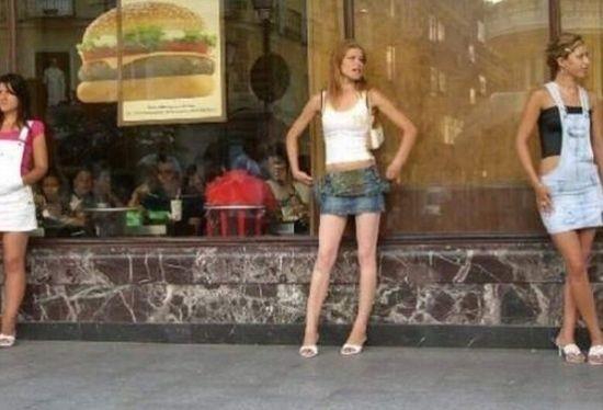 貧窮的「站街女」,內心是渴望被同情的!