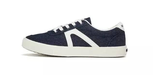 永遠走在時尚一線的小白鞋—我只要回力！