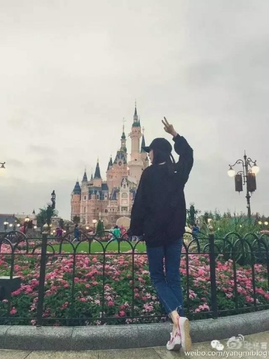 永遠走在時尚一線的小白鞋—我只要回力！