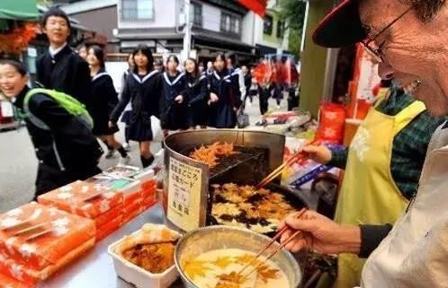 驚掉下巴!日本人為啥爭先恐後吃樹葉?