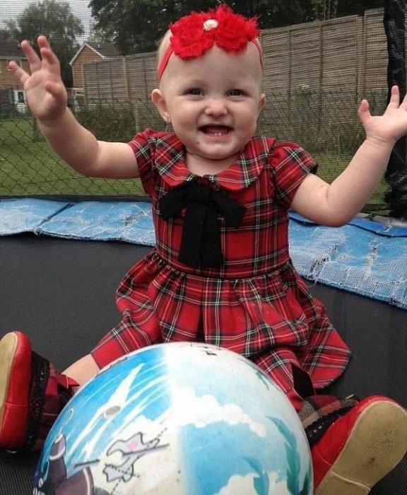 小女孩只能活兩天 父親為其辦婚禮