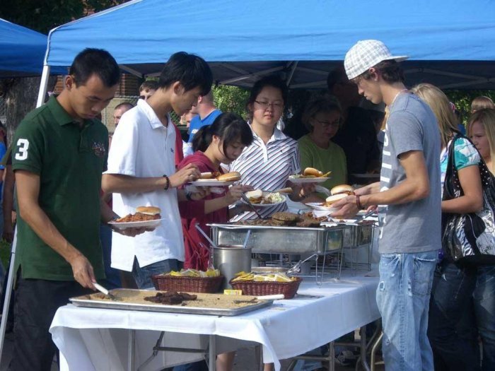 實拍中國人在美國的生活，看過之後你還想去嗎？