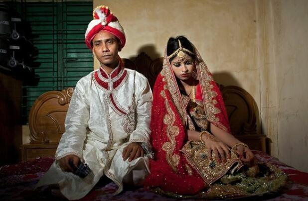 這個國家女孩早早出嫁,家長稱早結婚能避免性騷擾