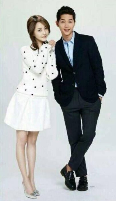 宋仲基鄭爽代言珀萊雅，《親愛的味道》組CP