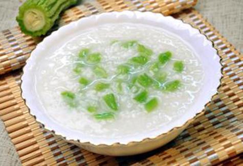 每天一碗，挑戰一週瘦4公斤！減肥清腸排宿便...贅肉一掃而光！腿又直又細又瘦！