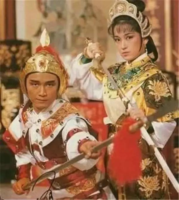 苗僑偉和黃日華關係好不好？曾說黃日華因為郭靖，收入夠用到現在