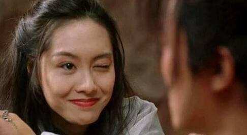 陪周星馳走過了七年，因外貌極醜被嘲，如今病逝星爺為它痛哭流涕