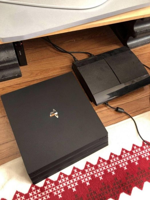 老婆堅決不準買!老公趁她不在「買PS4放回原位」 大膽實測…. 結局太出乎意料XD
