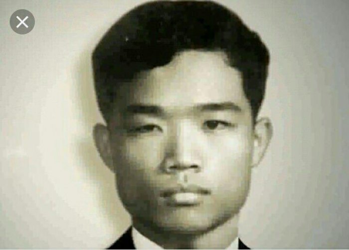 政治人物想燒掉的年輕照！他們當年竟都帥得像校草… 網秒儲存：歲月是殺豬刀(46P)