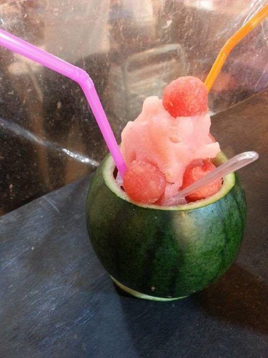 還記得泰國「果汁西施」嗎？他朝聖驚人近況...當場呆住　網哭：女神都是別人的(影)