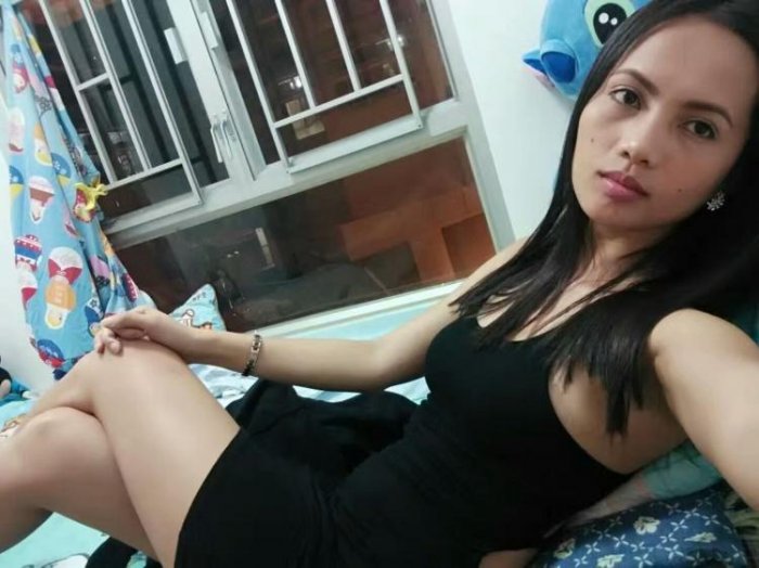 自家女傭太過火辣！「女傭穿超少」出賣正港極品真相… 網鼻血:女主人太大方(12P)